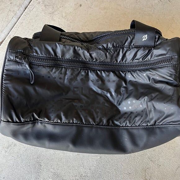 Official Peloton Gym Bag with Boxing Finger Gloves -- NEW